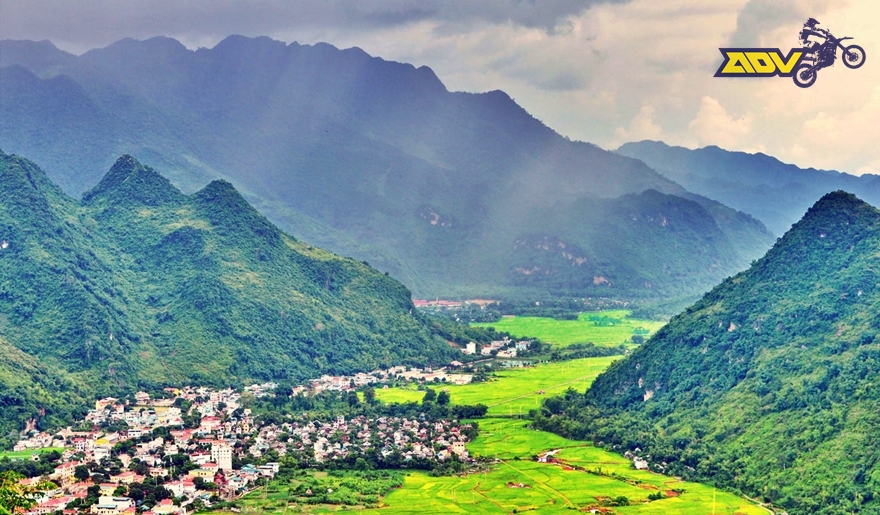 Mai-chau-village