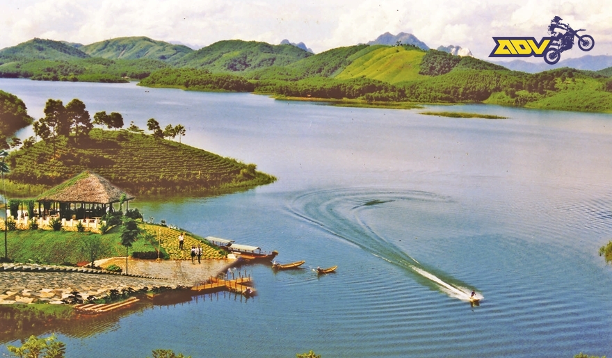 thac-ba-lake-vietnam